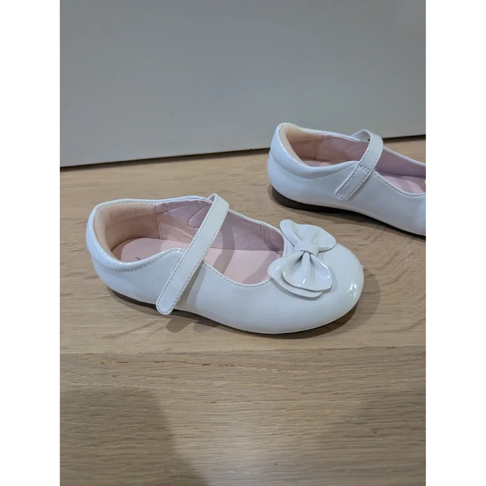 Nina Posey Girls White Patent Bow Mary Jane Dress Shoes Size 9